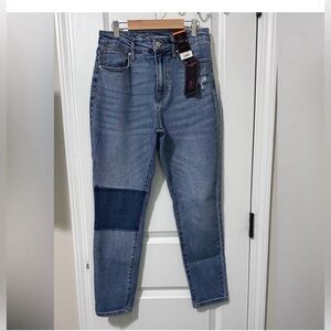 No Boundaries High Rise Mom Jean Women's Size-7 NWT